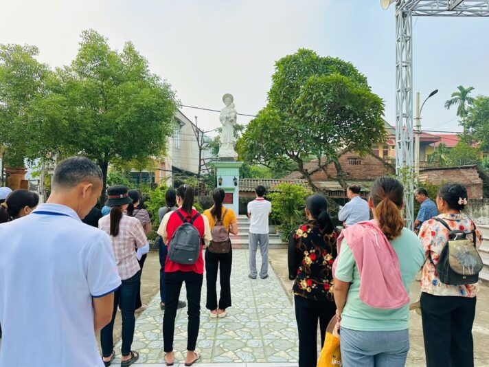 fb-732768673513037_1125165076407042