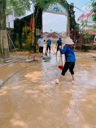 fb-732768673513037_1125746589682224