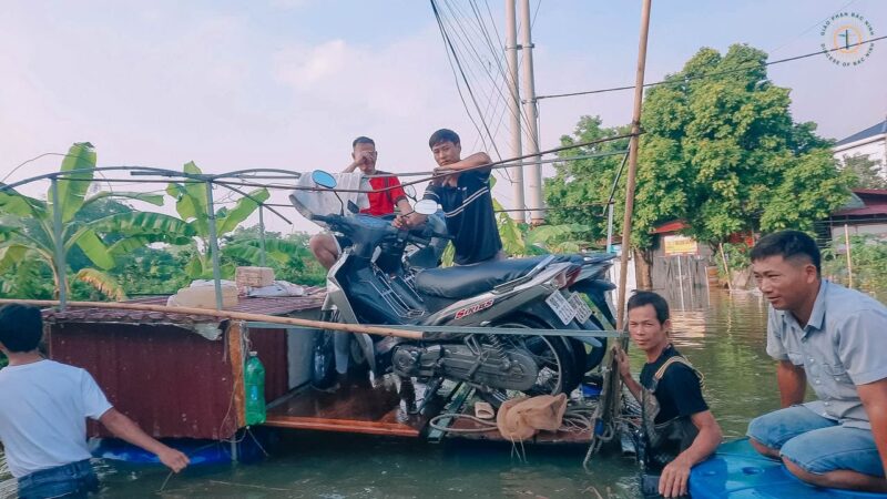 fb-732768673513037_1125715299685353