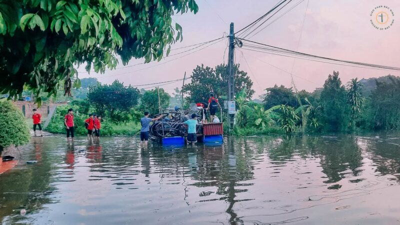 fb-732768673513037_1125715299685353