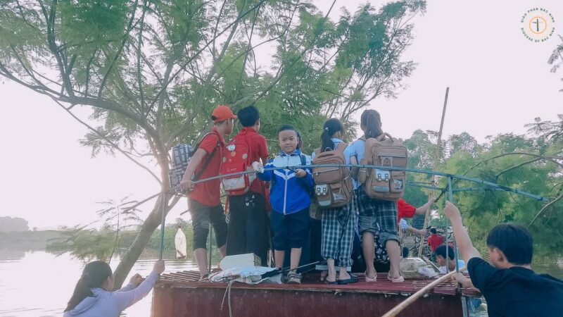 fb-732768673513037_1125715299685353