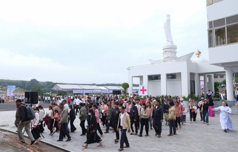 fb-585442494803518_1224755979688949