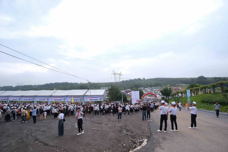 fb-585442494803518_1224755979688949