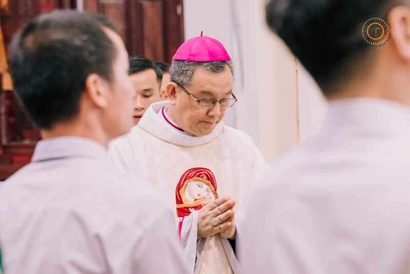 fb-732768673513037_1126181269638756