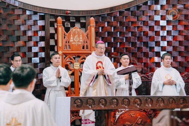 fb-732768673513037_1126181269638756