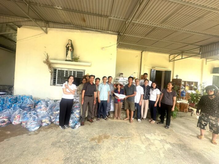 fb-732768673513037_1125874606336089