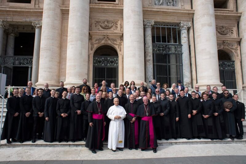 fb-272481673538_1271796871643365