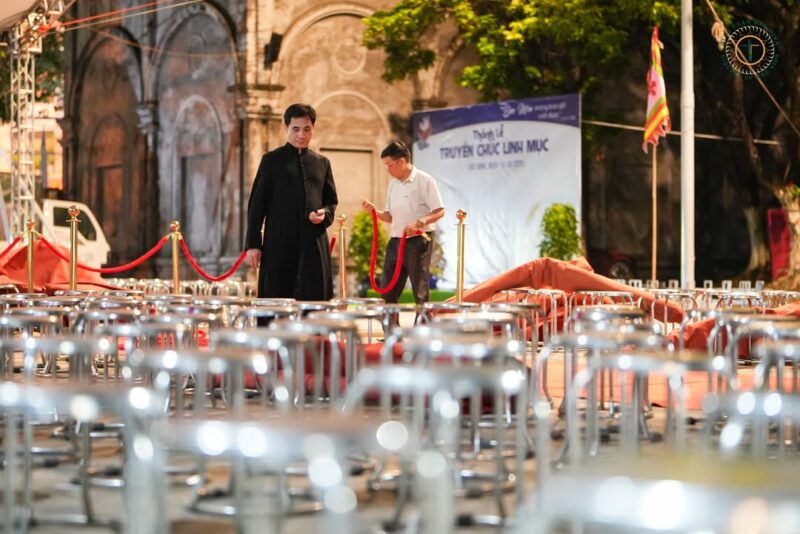 fb-732768673513037_1127011822889034