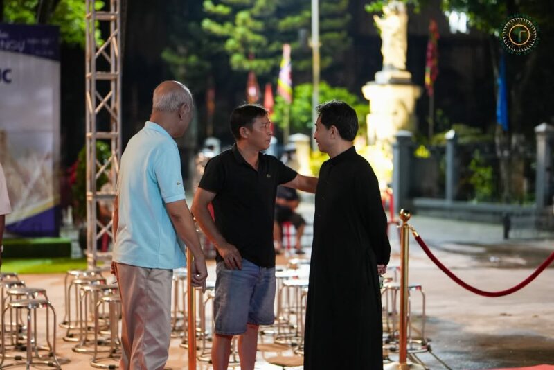 fb-732768673513037_1127011822889034