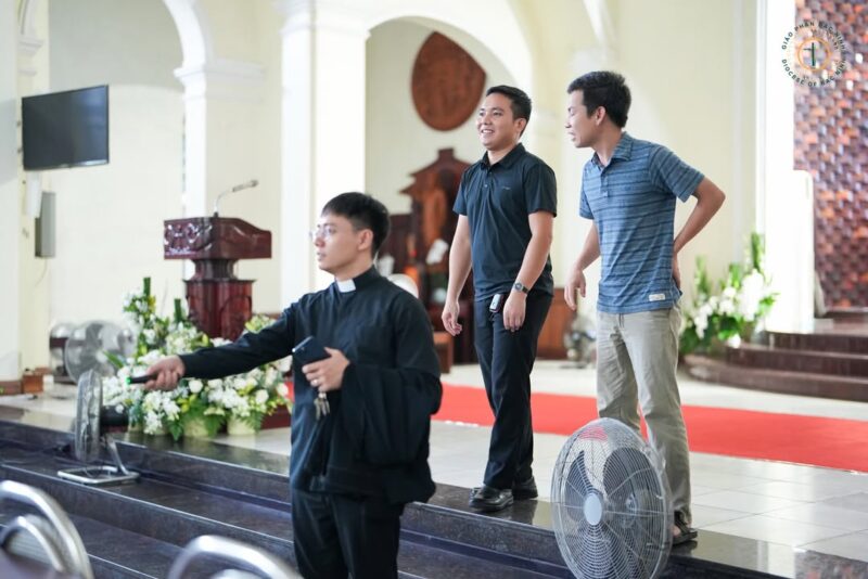 fb-732768673513037_1127011822889034