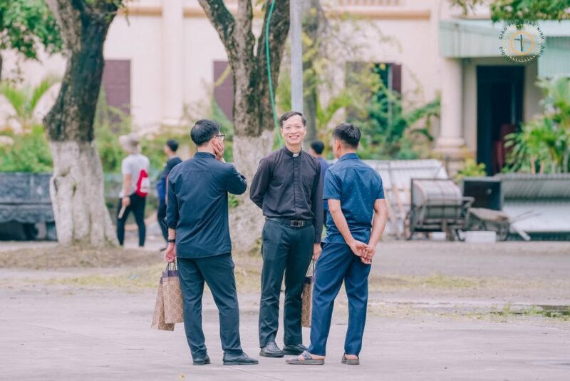 fb-732768673513037_1126811642909052