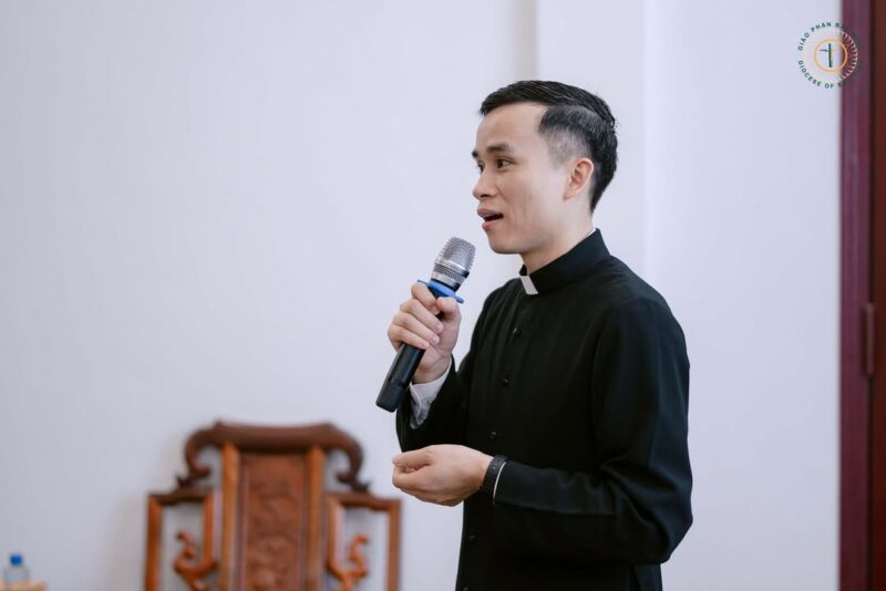 fb-732768673513037_1127400632850153