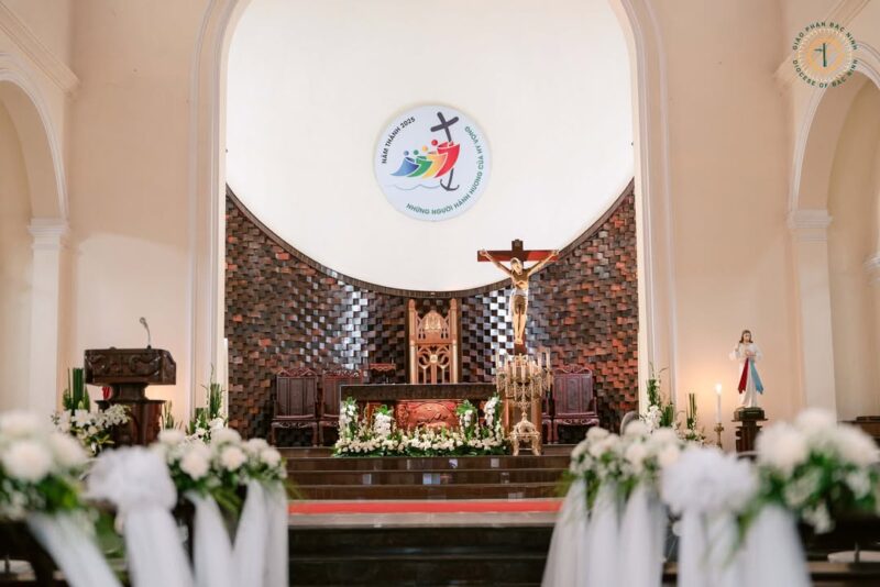 fb-732768673513037_1127400632850153