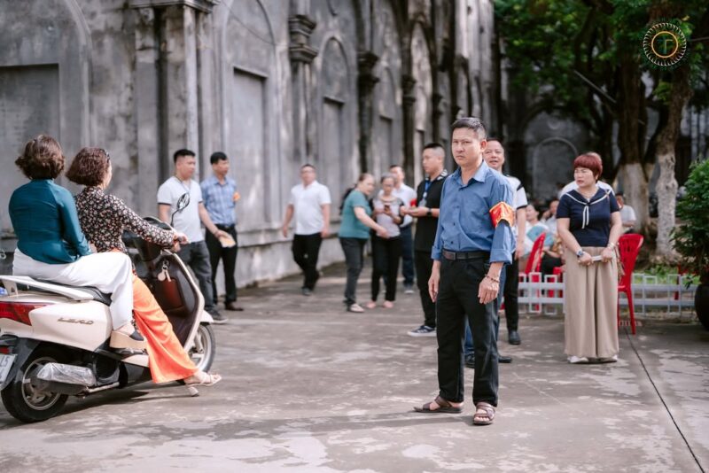 fb-732768673513037_1127822309474652