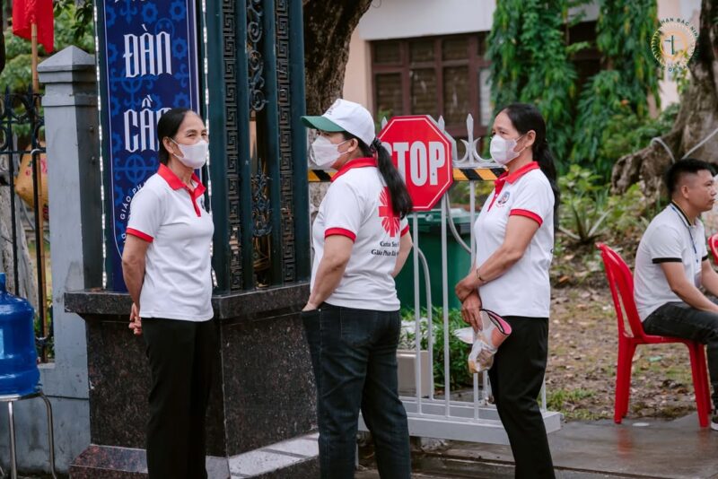 fb-732768673513037_1127822309474652