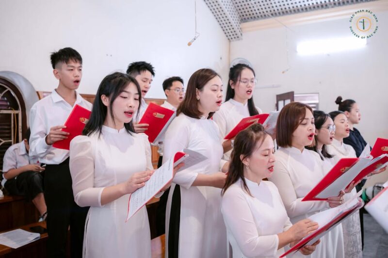 fb-732768673513037_1127771389479744