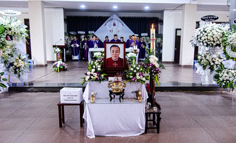 fb-422222558355253_1250325033804627