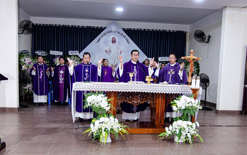 fb-422222558355253_1250325033804627