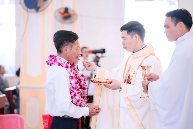 fb-732768673513037_1129579429298940