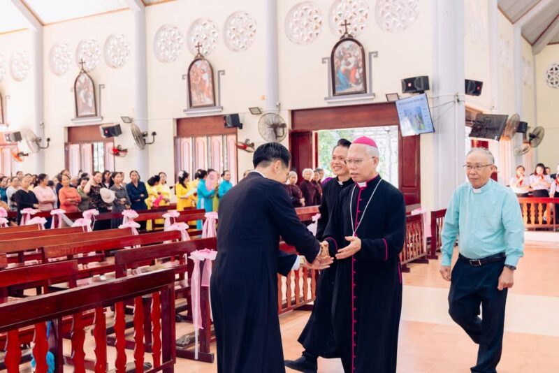 fb-422222558355253_1250719037098560