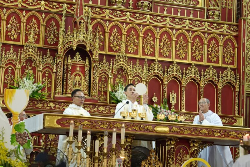 fb-732768673513037_1129660652624151