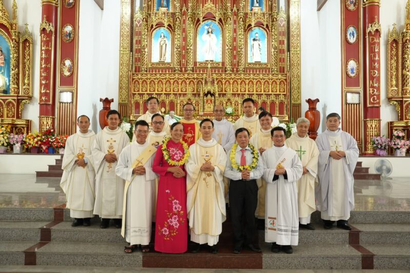 fb-732768673513037_1129676992622517