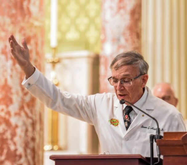 fb-1669188376658004_1448231197303205