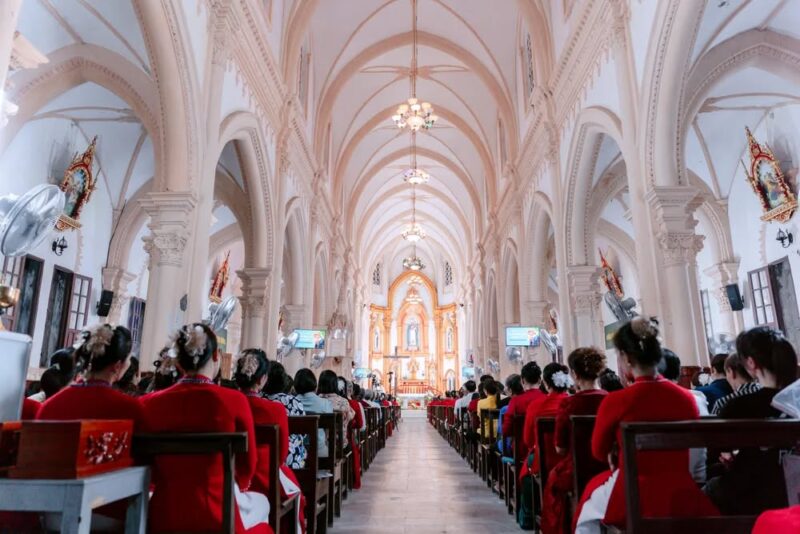 fb-732768673513037_1130913495832200