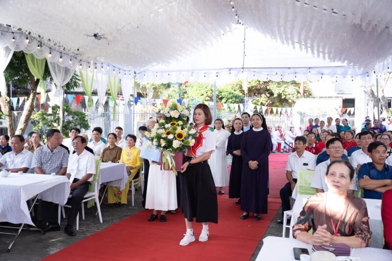 fb-732768673513037_1130905122499704