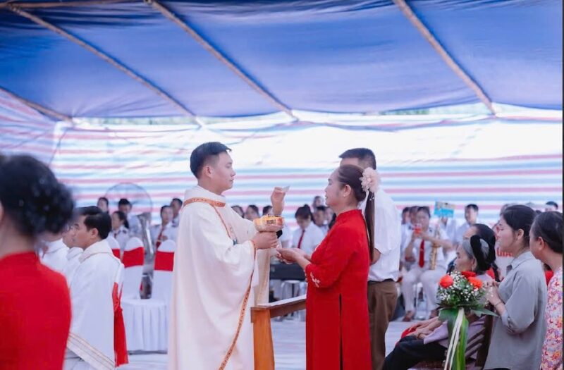 fb-732768673513037_1131109929145890