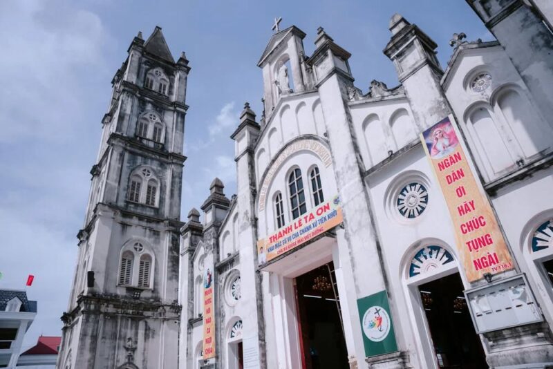 fb-732768673513037_1132220052368211