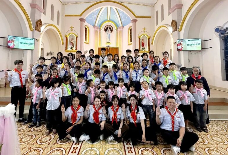 fb-732768673513037_1132021429054740