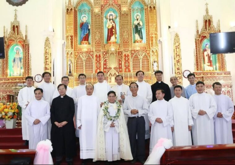 fb-732768673513037_1132982235625326