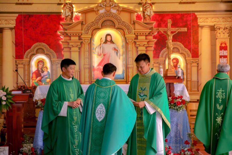 fb-732768673513037_1133413248915558