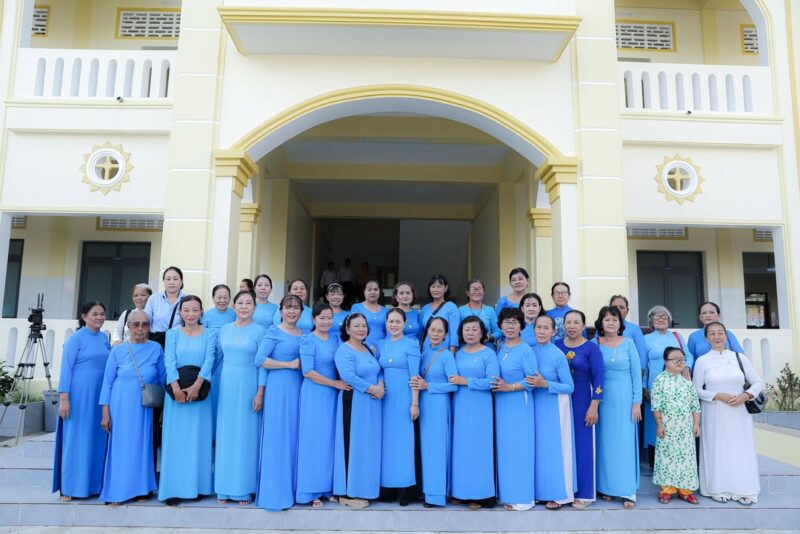 fb-1590026654585244_1136435831964205