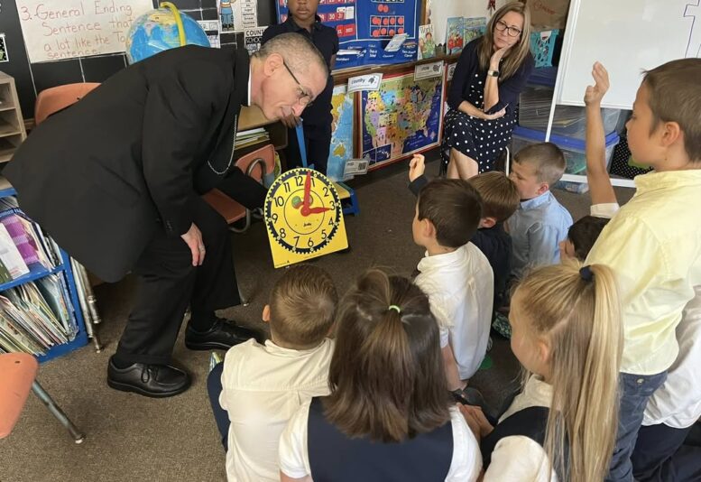 fb-116343758405910_1250856693738569