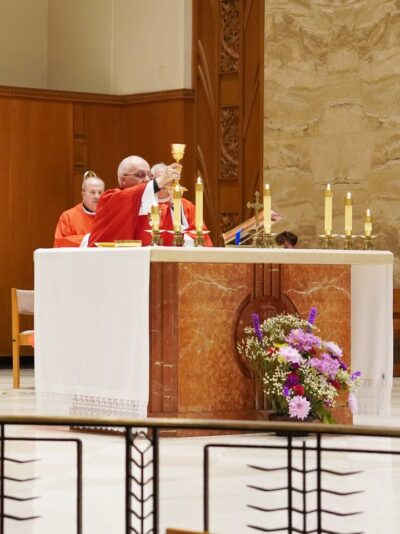 fb-421263834587148_1310998534403446