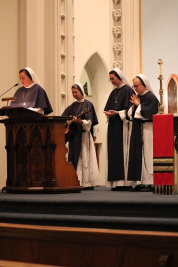 fb-116343758405910_1253695556788016