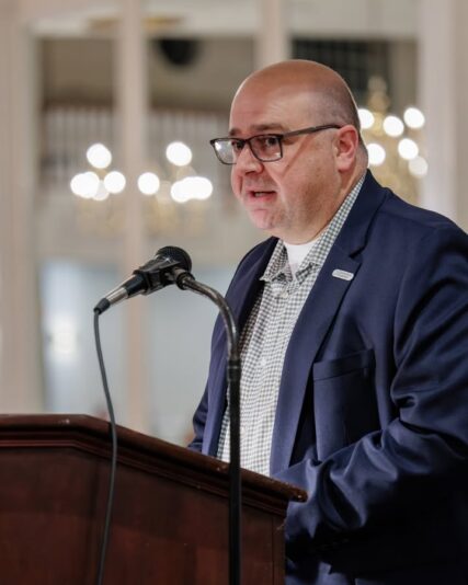 fb-424801330909662_1258788776274797