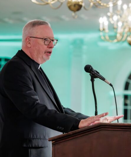 fb-424801330909662_1258788776274797