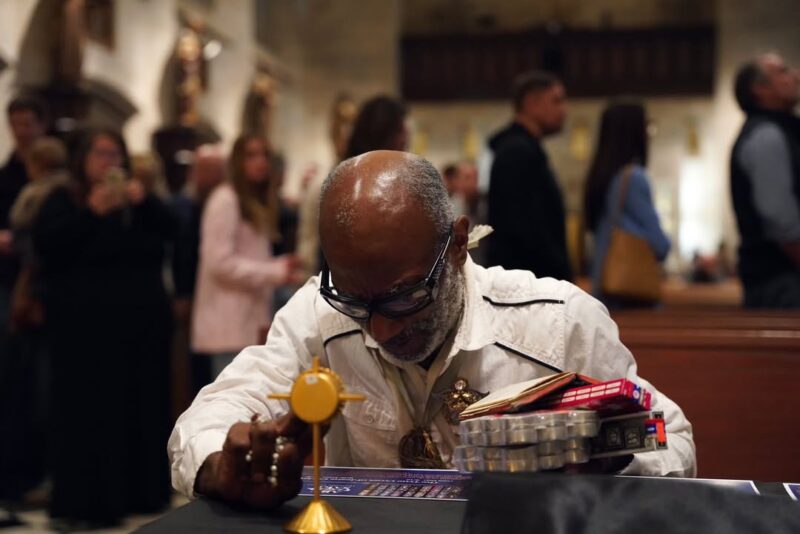 fb-167312016654090_1227251819436418