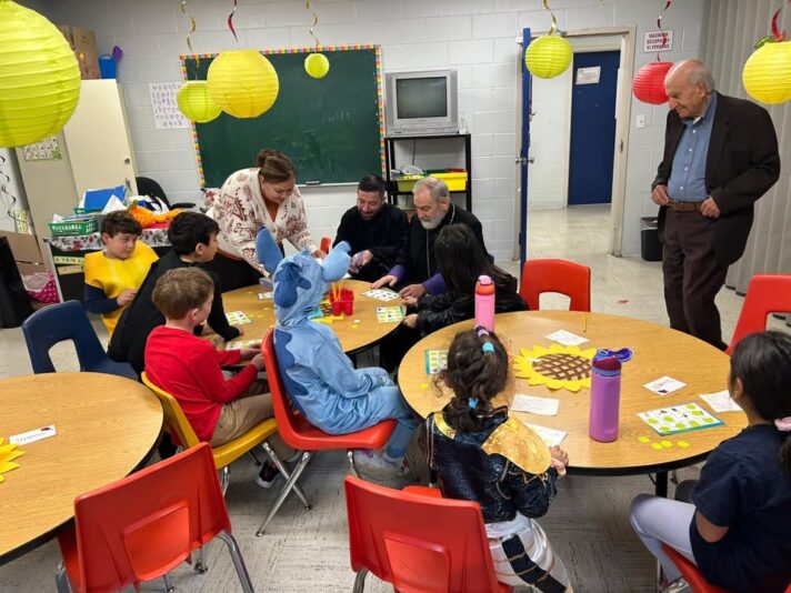 fb-252749634836353_1138081381835348