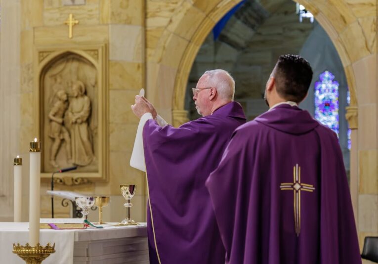 fb-424801330909662_1262772242543117