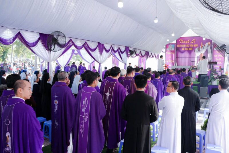 fb-1590026654585244_1147238994217222