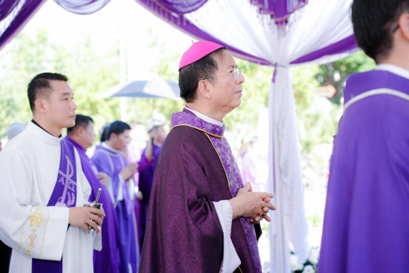 fb-1590026654585244_1147238994217222