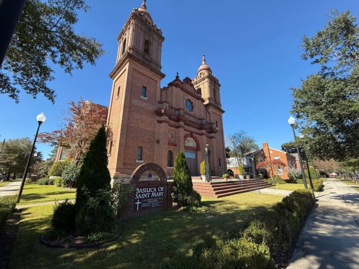 fb-134218149924080_1232167912272869