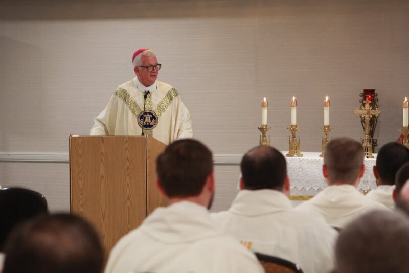 fb-194350237252996_1260518856103864