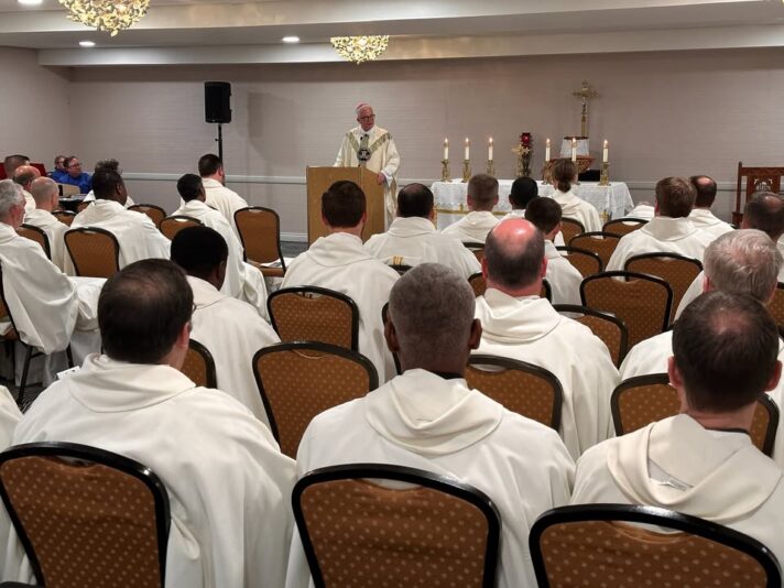 fb-194350237252996_1260518856103864