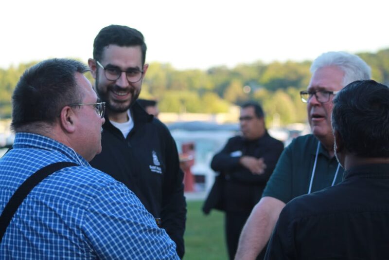 fb-194350237252996_1260518856103864