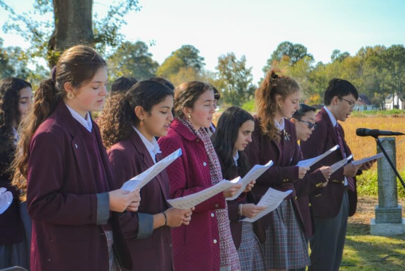 fb-134218149924080_1232024375620556